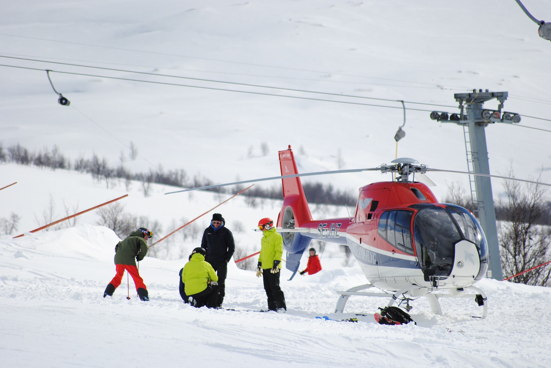 wypadek na nartach a ubezpieczenie